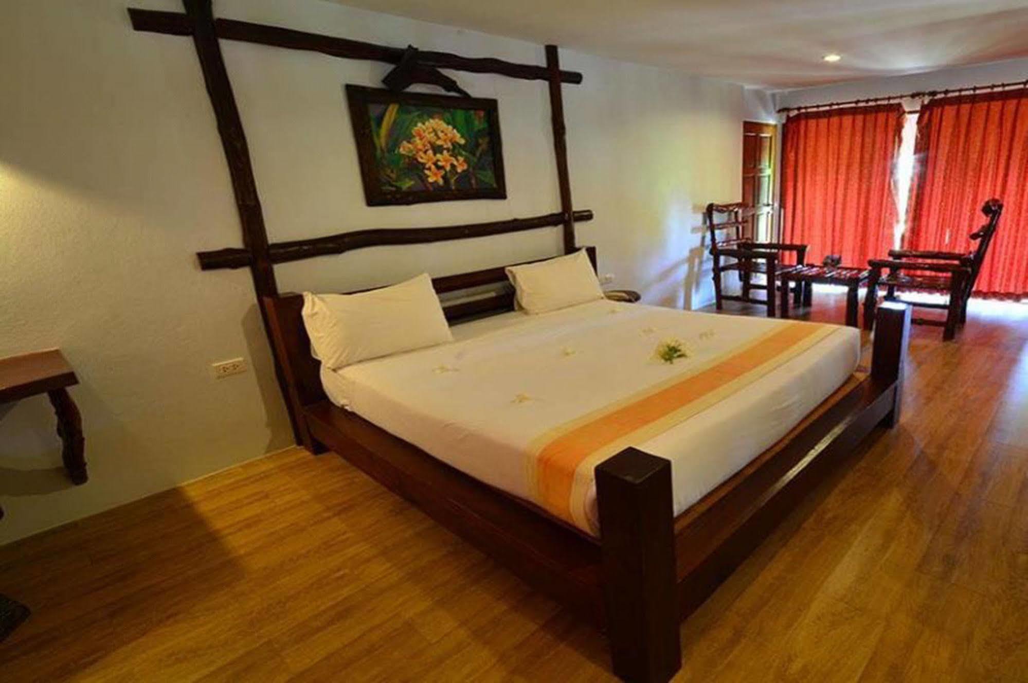 Alongkot Beach Resort Khanom Zewnętrze zdjęcie